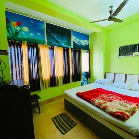 טארפית Staymaker Hotel Prerana מראה חיצוני תמונה