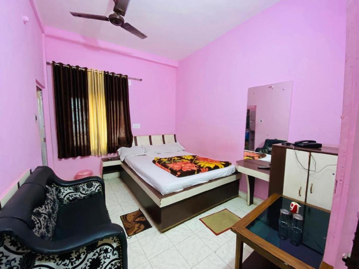 טארפית Staymaker Hotel Prerana מראה חיצוני תמונה