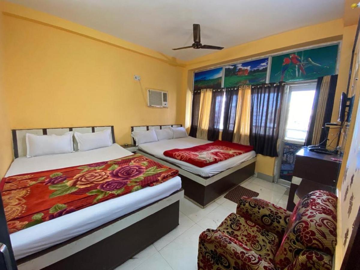 טארפית Staymaker Hotel Prerana מראה חיצוני תמונה